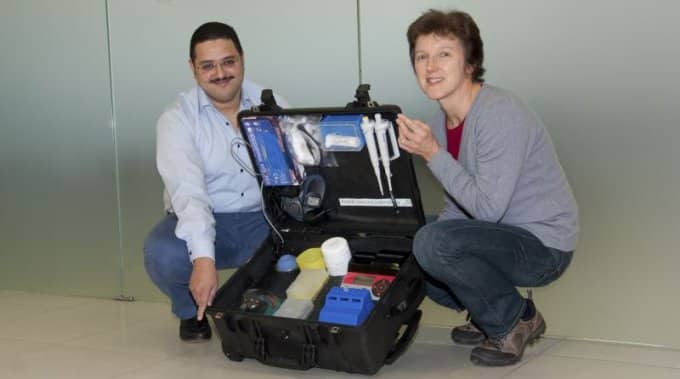 solar suitcase - ebola diagnosis