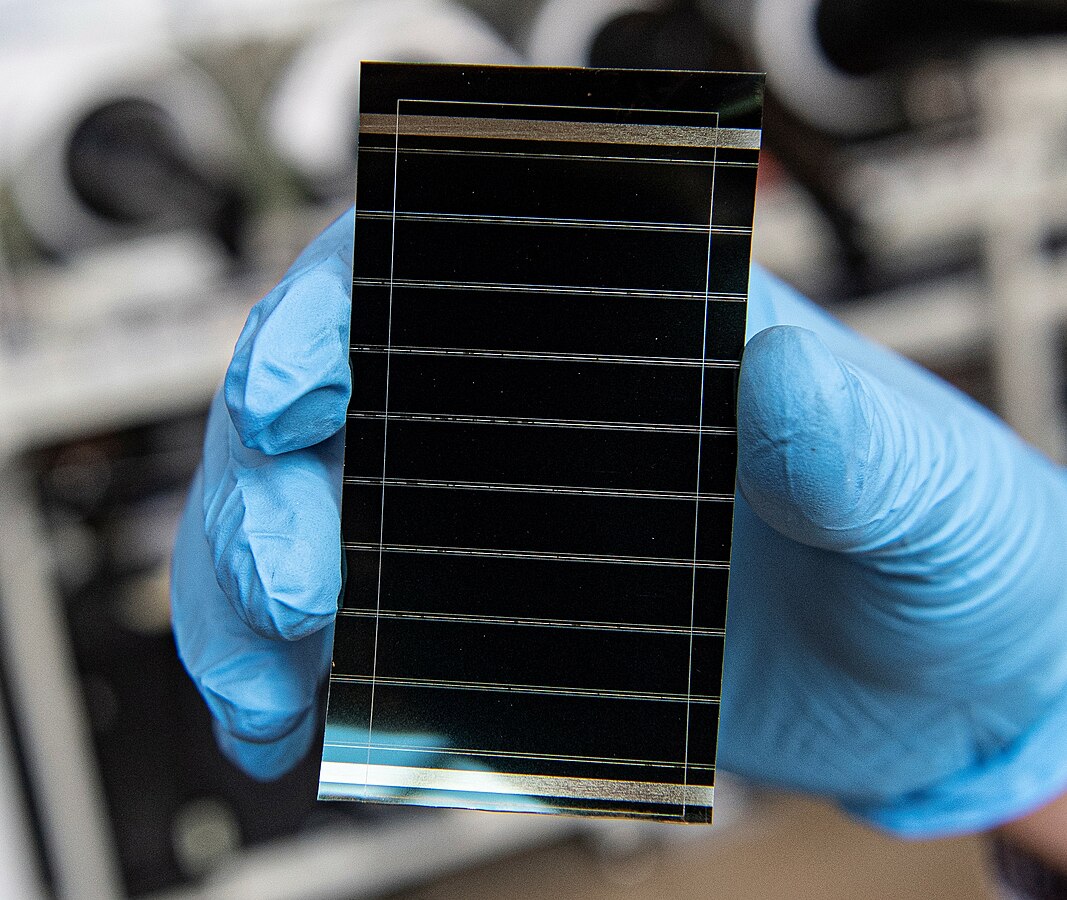 tandem_solar_cell