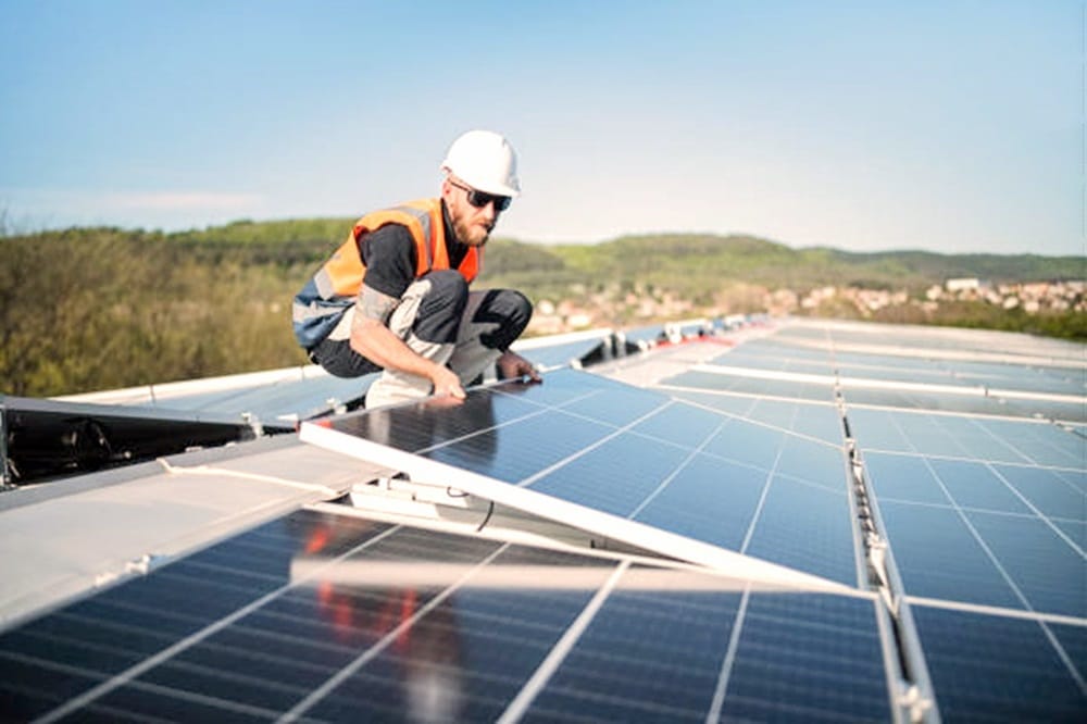 solar-panel-and-roof-compatibility